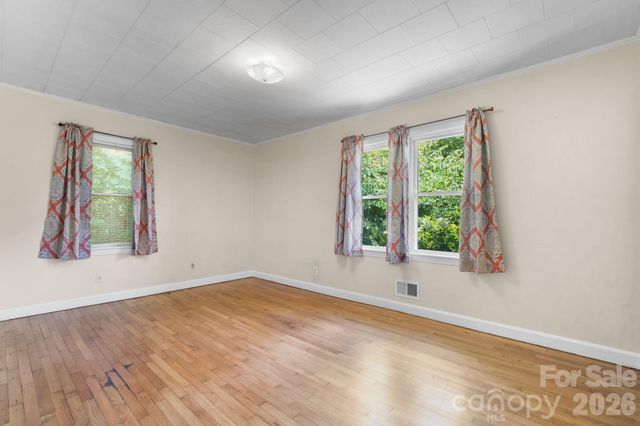 6264 US 221 Highway S, Marion, NC 28752