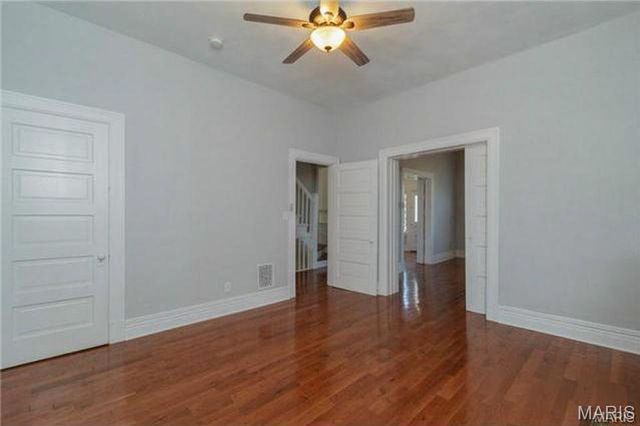 3671 Russell Boulevard, St Louis, MO 63110