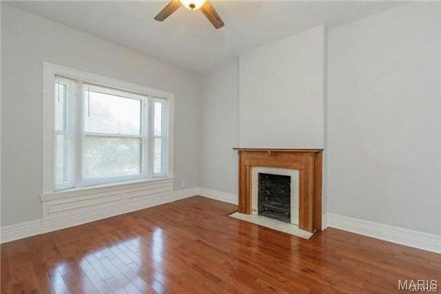 3671 Russell Boulevard, St Louis, MO 63110