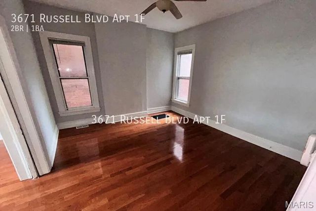 3671 Russell Boulevard, St Louis, MO 63110