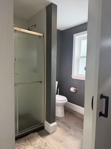 70 Robinson St, Lynn, MA 01905