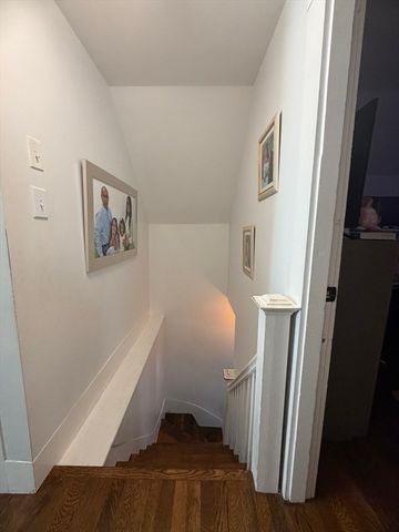 70 Robinson St, Lynn, MA 01905