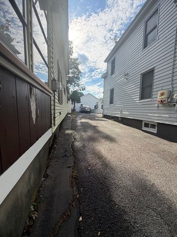70 Robinson St, Lynn, MA 01905