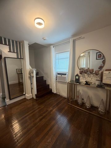 70 Robinson St, Lynn, MA 01905
