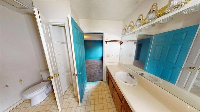 6189 Valdez Drive, Rex, GA 30273