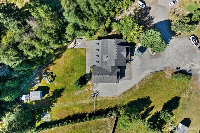 23517 32nd Avenue E, Spanaway, WA 98387