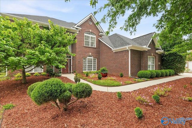 7000 Greystone Lane SE, Owens Cross Roads, AL 35763