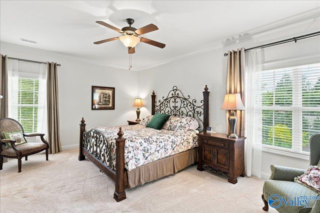 7000 Greystone Lane SE, Owens Cross Roads, AL 35763