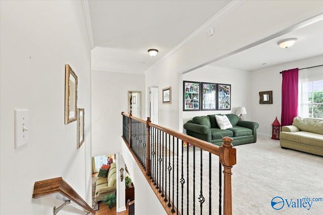 7000 Greystone Lane SE, Owens Cross Roads, AL 35763