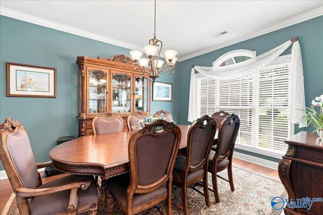 7000 Greystone Lane SE, Owens Cross Roads, AL 35763