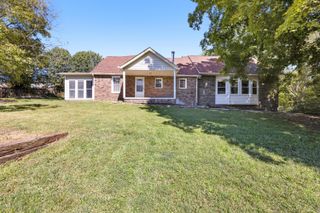 1007 Central Drive, Hixson, TN 37343