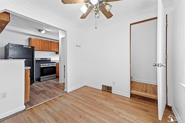 3106 River Drive, Lincoln Park, MI 48146