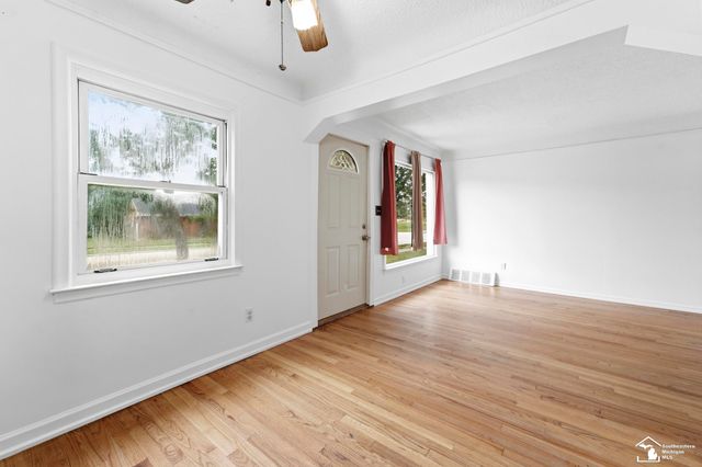 3106 River Drive, Lincoln Park, MI 48146