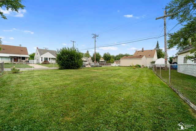 3106 River Drive, Lincoln Park, MI 48146