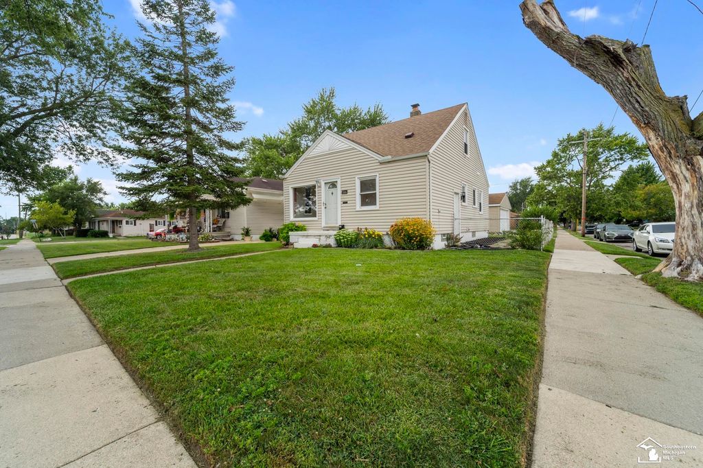 3106 River Drive, Lincoln Park, MI 48146