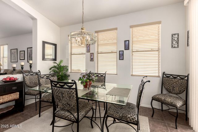 18077 W Sammy Way, Surprise, AZ 85374