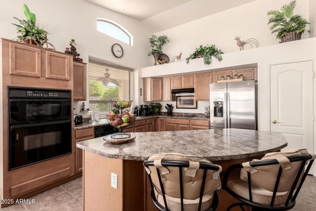 18077 W Sammy Way, Surprise, AZ 85374