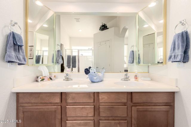 18077 W Sammy Way, Surprise, AZ 85374