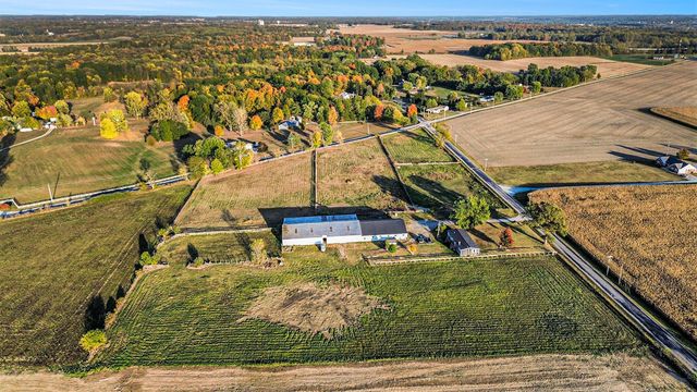 3658 W 200 N, Peru, IN 46970