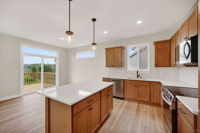 2830 Prairieside Place, Norwalk, IA 50211