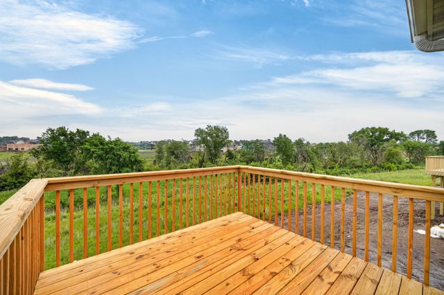 2830 Prairieside Place, Norwalk, IA 50211