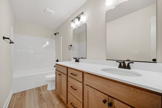2830 Prairieside Place, Norwalk, IA 50211