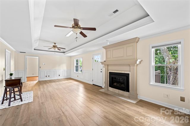 589 Sand Hill Road, Asheville, NC 28806