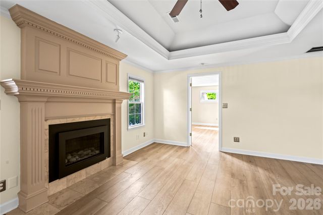 589 Sand Hill Road, Asheville, NC 28806
