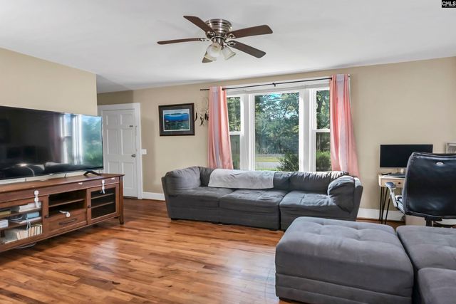 637 E Church Street, Leesville, SC 29070