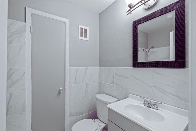 108 N Belvedere Blvd Apt 22, Memphis, TN 38104