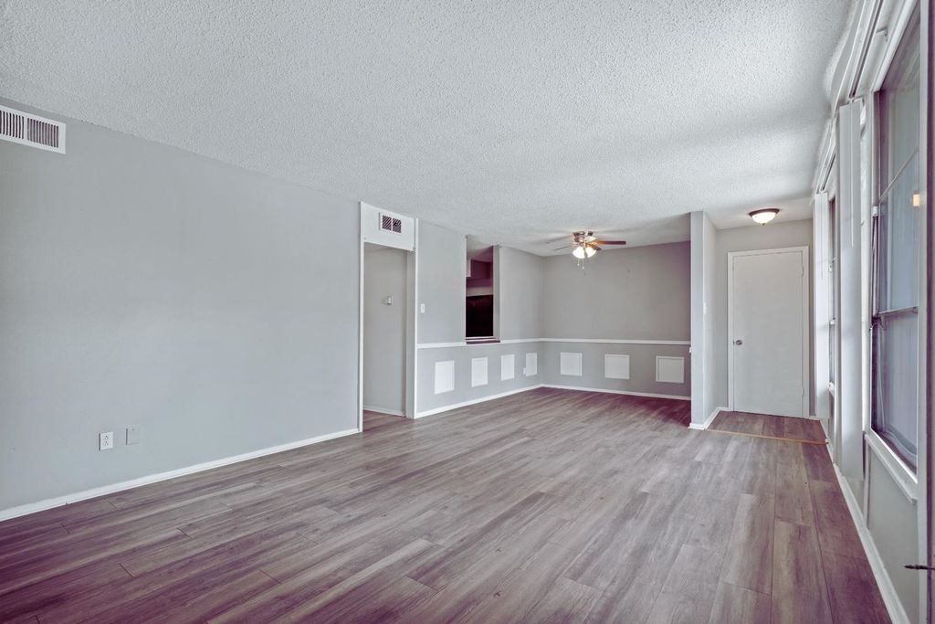 108 N Belvedere Blvd Apt 22, Memphis, TN 38104