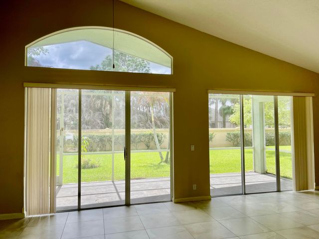 185 NW Willow Grove Avenue, Port St. Lucie, Port St Lucie, FL 34986