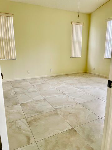 185 NW Willow Grove Avenue, Port St. Lucie, Port St Lucie, FL 34986