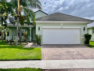 185 NW Willow Grove Avenue, Port St. Lucie, Port St Lucie, FL 34986