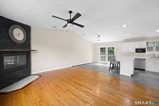 4 Bradley Road, Somers, CT 06071