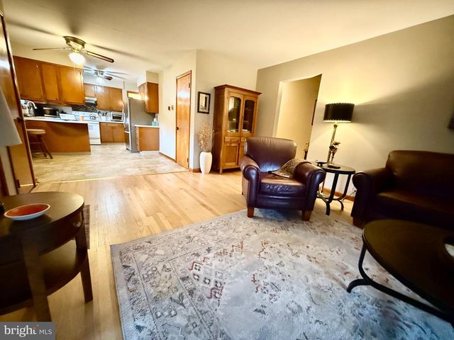 727 S MYRTLE ST, Vineland, NJ 08360