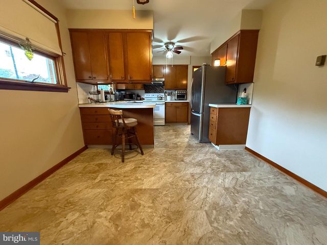 727 S MYRTLE ST, Vineland, NJ 08360