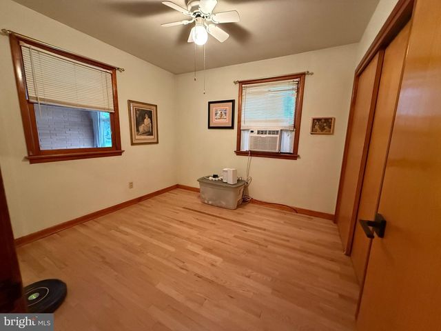 727 S MYRTLE ST, Vineland, NJ 08360