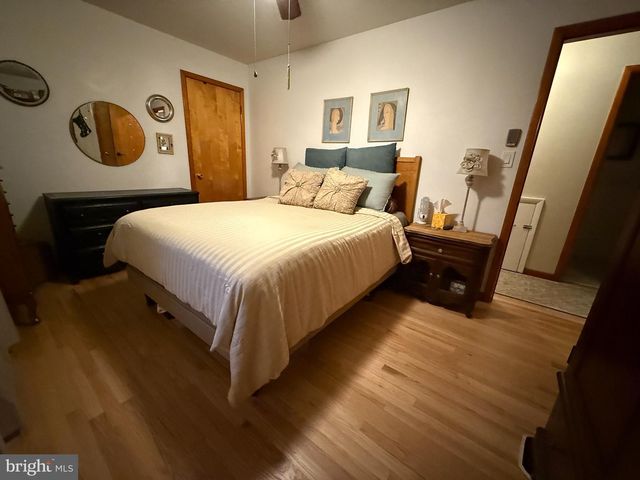 727 S MYRTLE ST, Vineland, NJ 08360