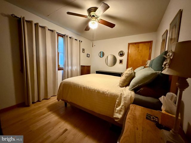 727 S MYRTLE ST, Vineland, NJ 08360