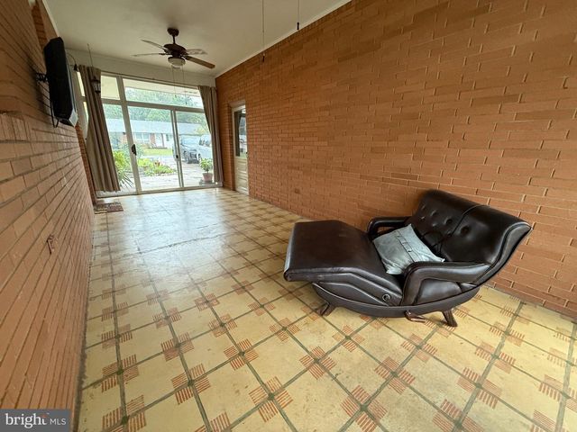 727 S MYRTLE ST, Vineland, NJ 08360