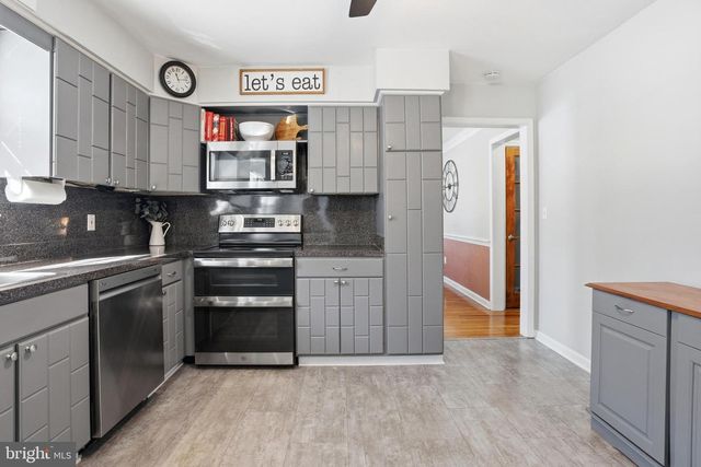 60 PEBBLE RIDGE RD, Warrington, PA 18976