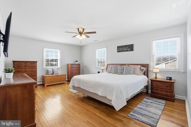 60 PEBBLE RIDGE RD, Warrington, PA 18976