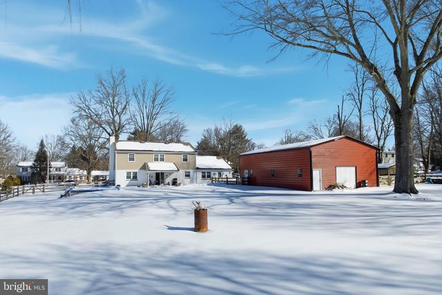 60 PEBBLE RIDGE RD, Warrington, PA 18976