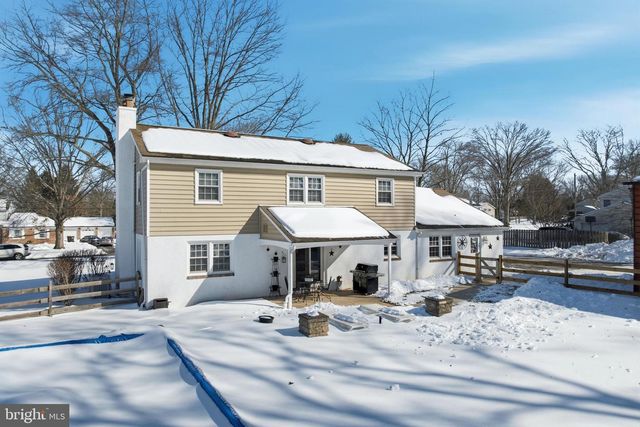 60 PEBBLE RIDGE RD, Warrington, PA 18976