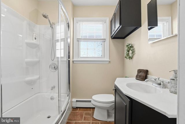 60 PEBBLE RIDGE RD, Warrington, PA 18976