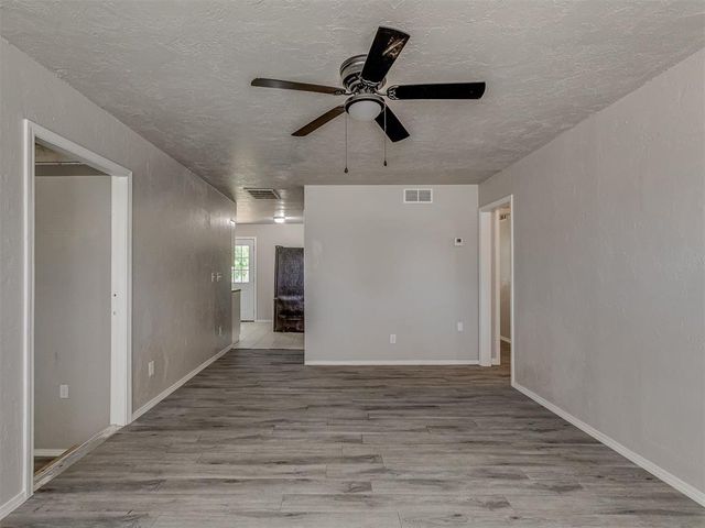 3425 SE 22nd Street, Del City, OK 73115