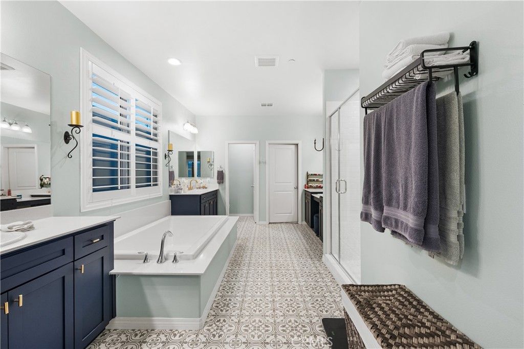 Image 29 of property listing at 41742 Wayladn Court, Lancaster, CA 93536