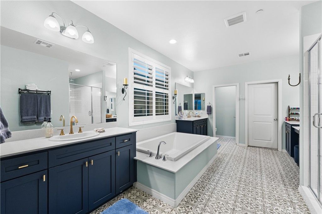 Image 30 of property listing at 41742 Wayladn Court, Lancaster, CA 93536