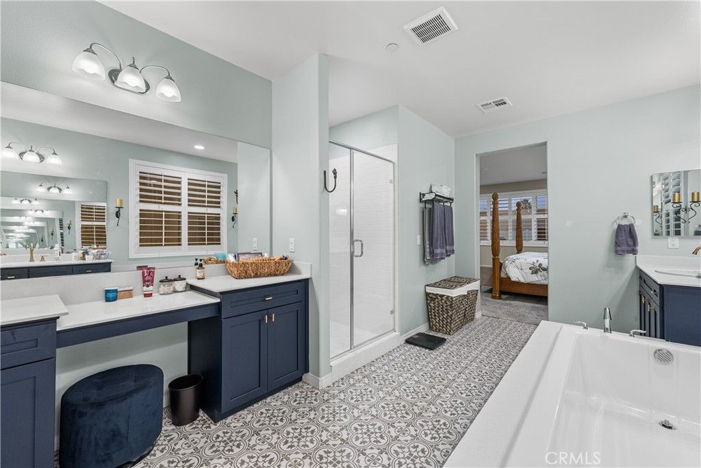 Image 33 of property listing at 41742 Wayladn Court, Lancaster, CA 93536